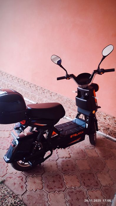 Скутер Stelmax 2025