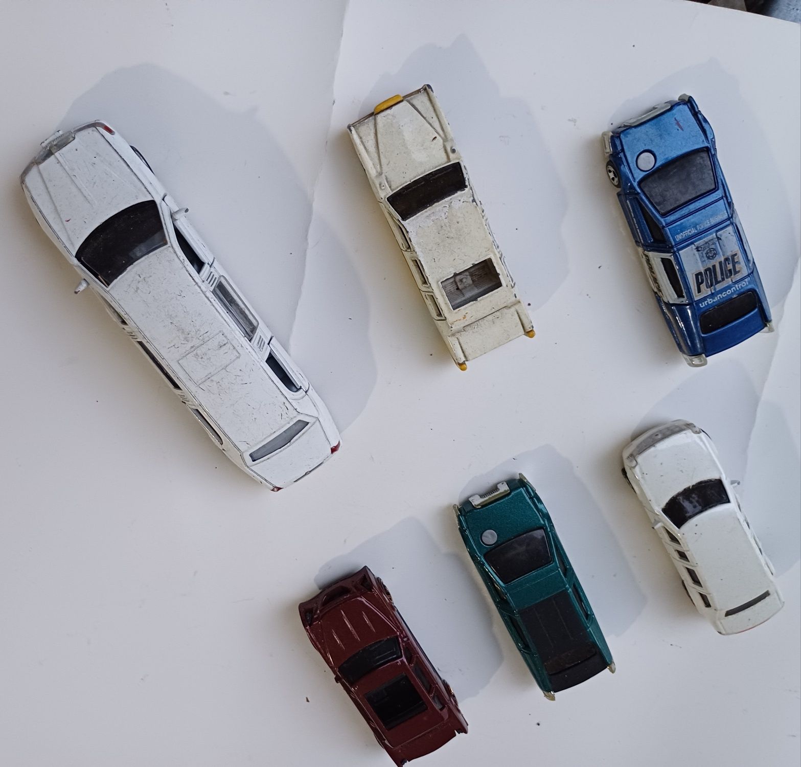 Модели колички автомобили лимузини limo 1:64