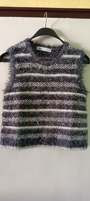 Дамски пуловер  без ръкав на "Зара"