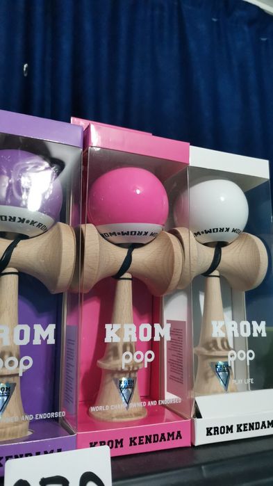 Kendama krom pop noua