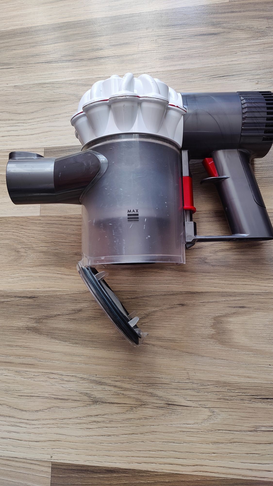 Dyson DC62 прахосмукачка