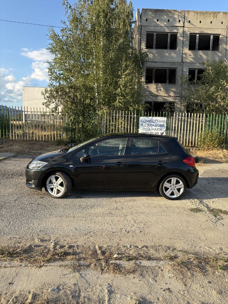 Toyota auris 2.2 177