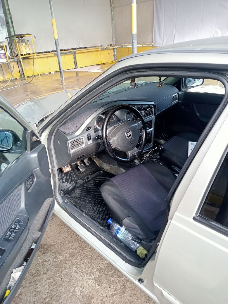 Neksia 2 2009yil 410000yurgan