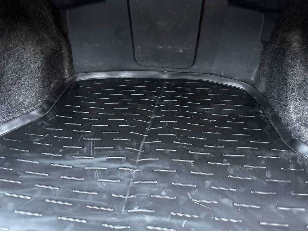 Коврик багажника на Mercedes-Benz C-class (w202 седан)