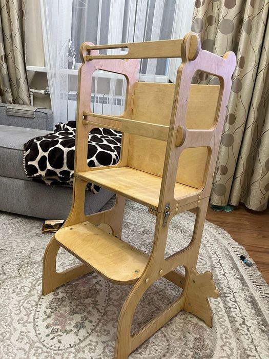 Безопасная башня помощника Монтессори.