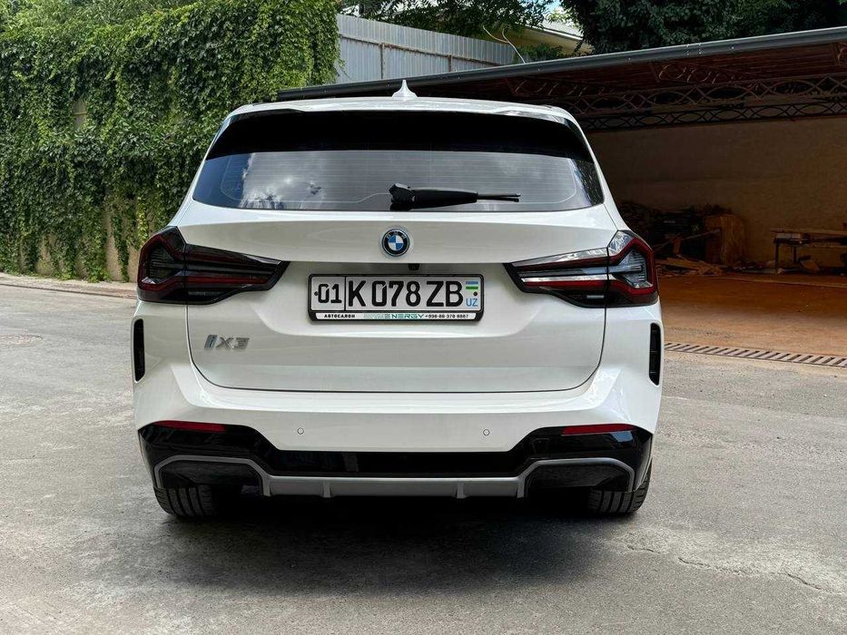 BMW iX3, 2023 год