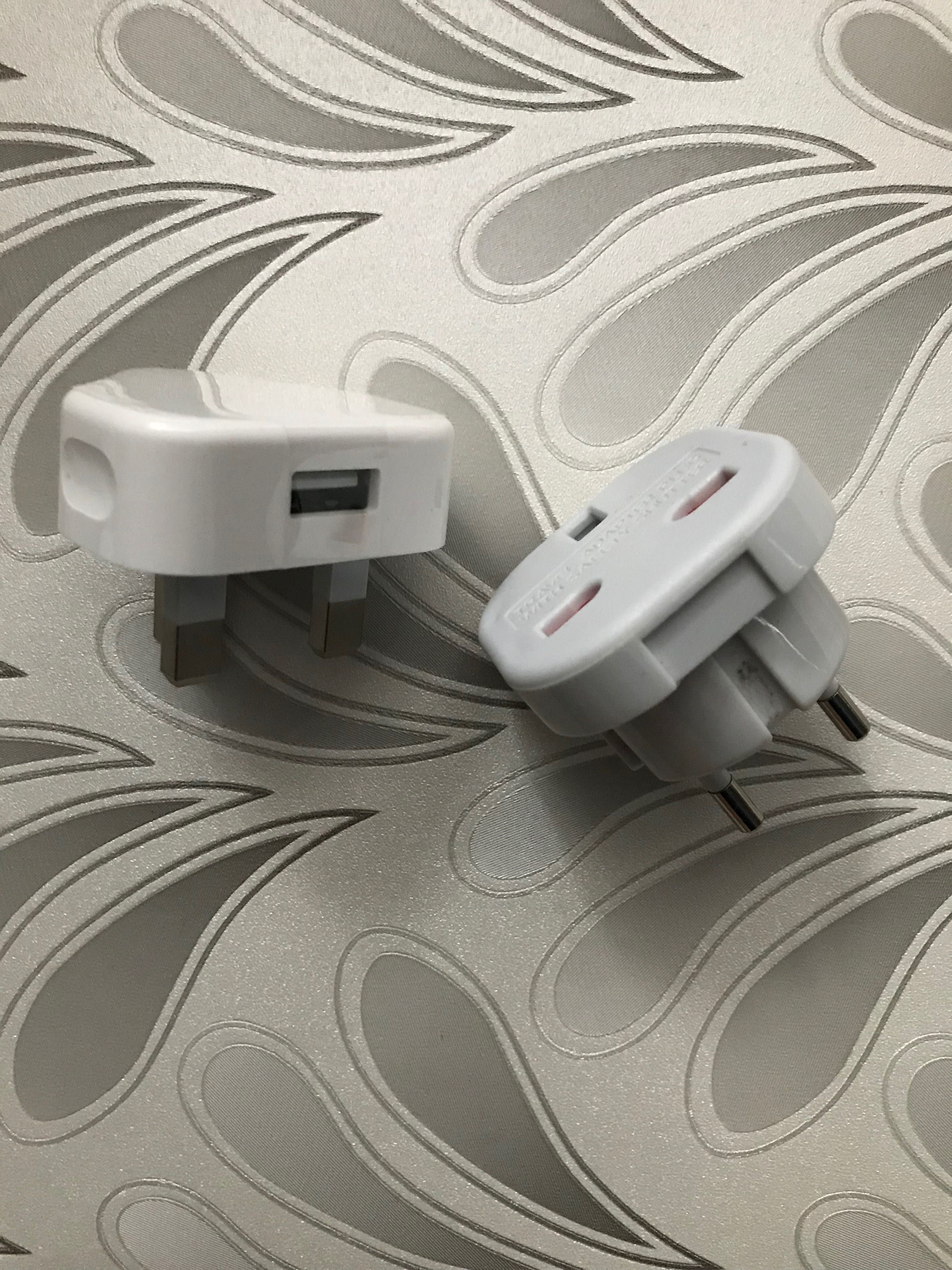Нови оригинални зарядни model A1399 за iPhone - 3 броя