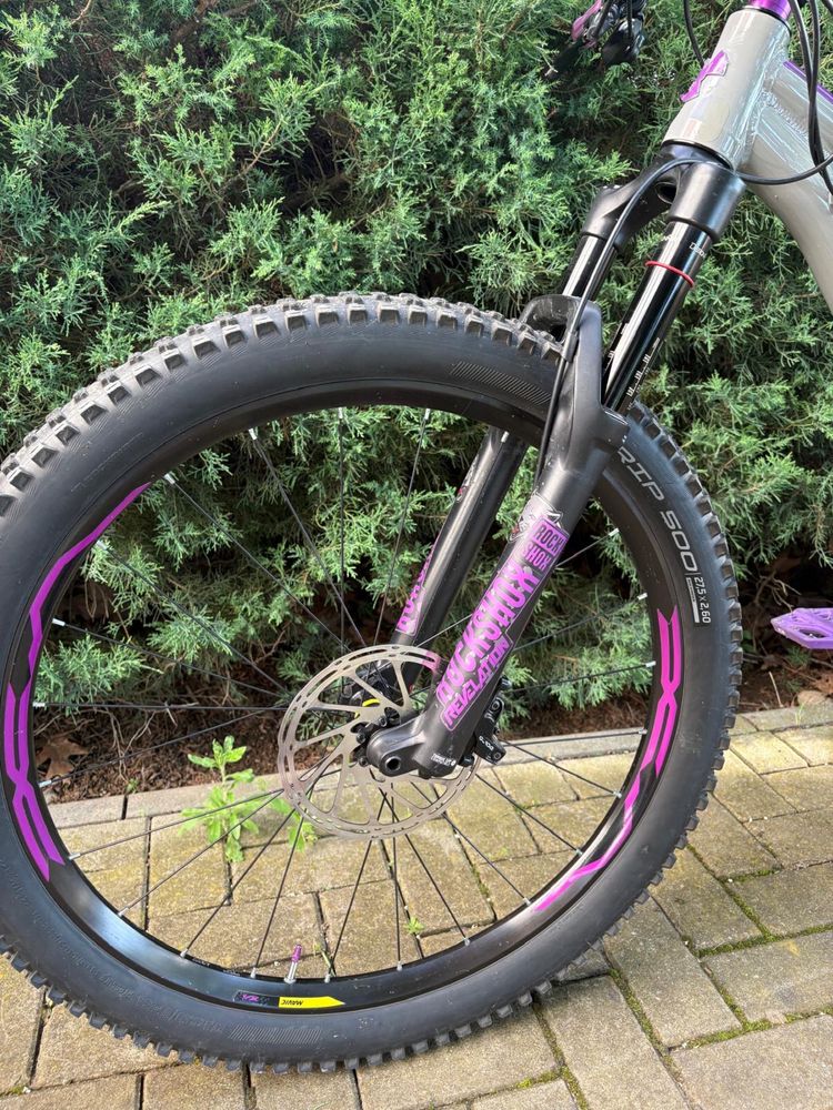Bicicleta Nukeproof Scout 275