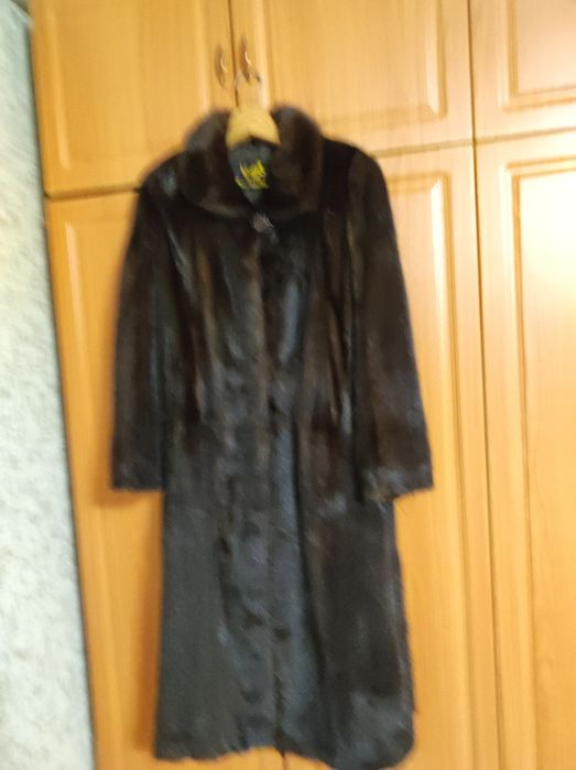 шуба темно коричневая норковая