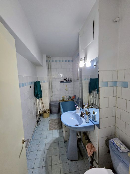 Apartament, decomandat, intermediar, Cart Zorilor !