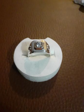 Перстень серебрянный