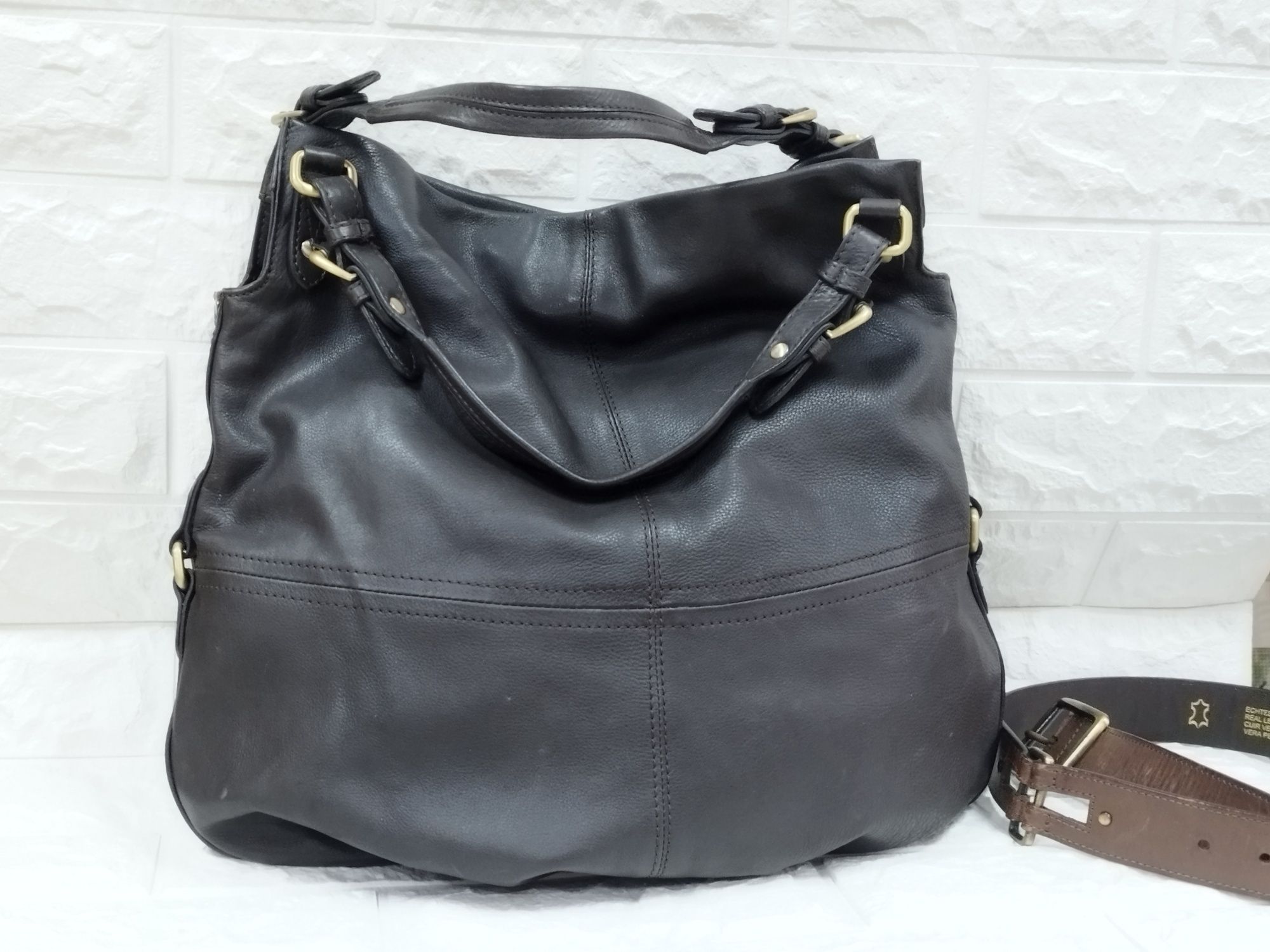 LINEA WEEKEND , оригинална дамска чанта, естествена кожа,guess, Louise