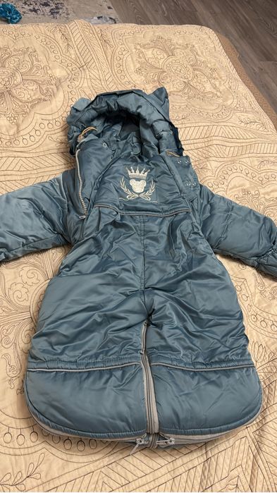 Продам зимний комбинезон для новорожденного