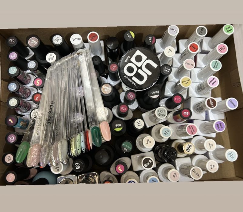 Гель лаки продается