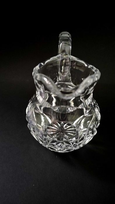 Масивна кристална каничка за мляко