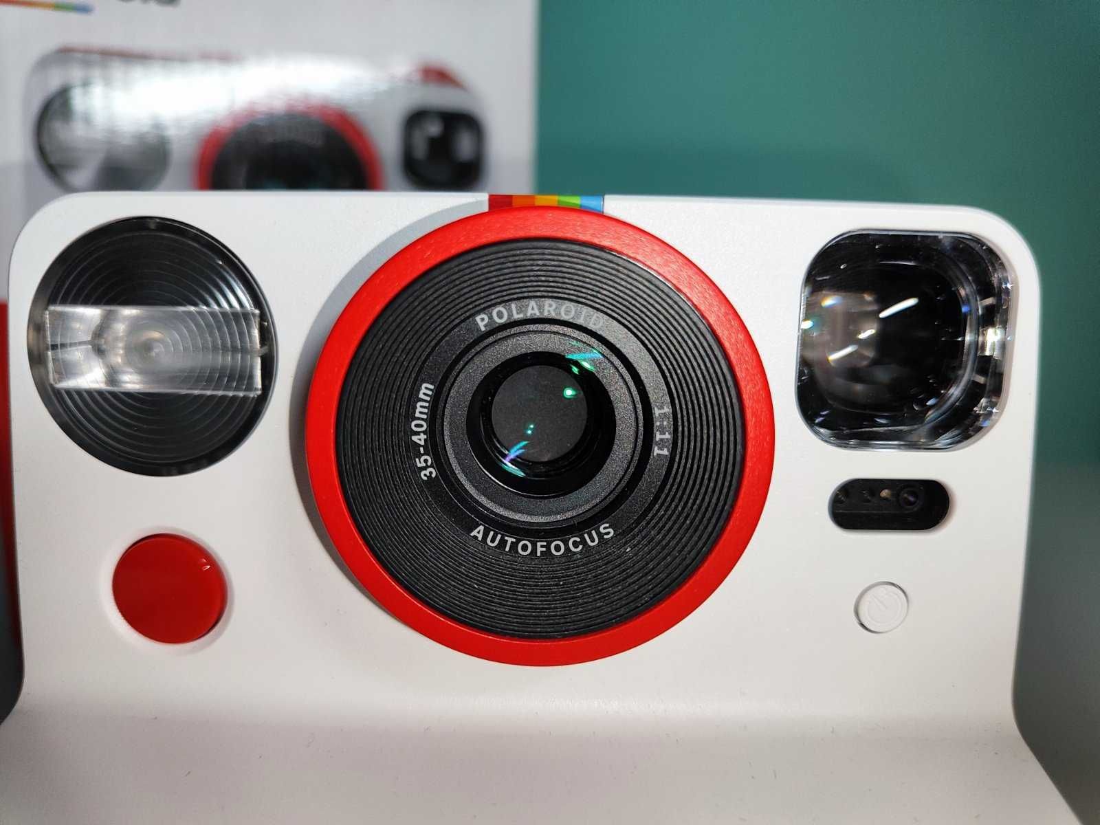 Моментен фотоапарт Polaroid Now