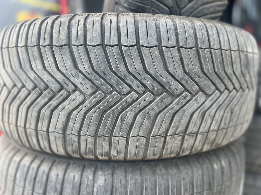 215 55 17 michelin cross climat всесезонная 4 броя комплект 6,5/7mm