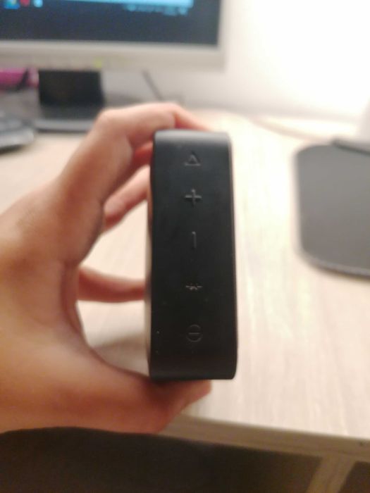 Boxa JBL foarte buna si stare excelenta
