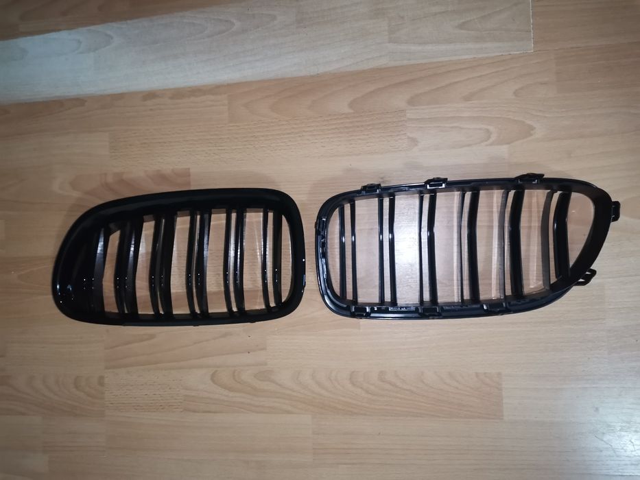 Grila Dubla Grilaj Nari  BMW Seria 5 F10 2008-2018 F11 negru lucios