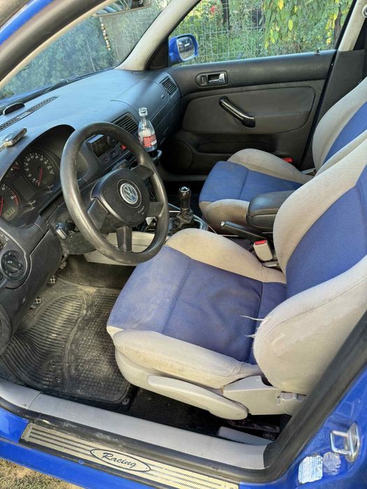 Vand sau schimb cu oi , vitei, animale