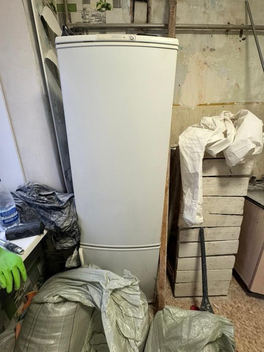 Холодильник в продаже