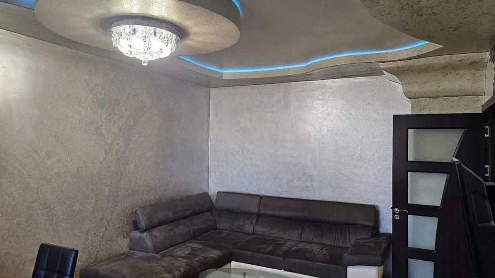 НОВО!!! Светъл тристаен апартамент в жк. Тракия