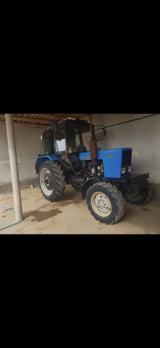 МТЗ-82.1 ва агрегатлар сотилади.