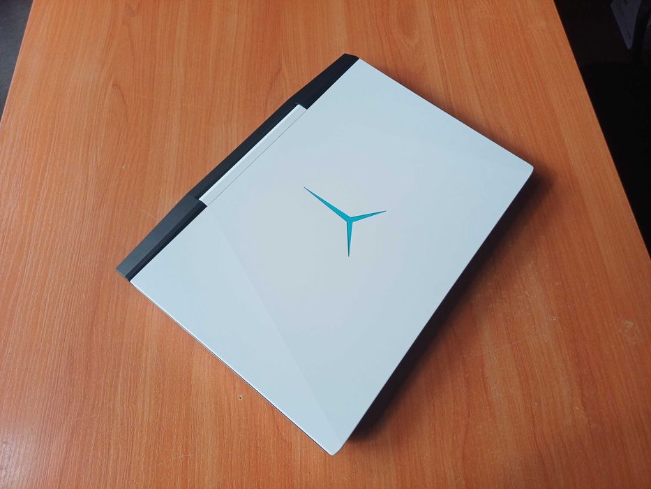 15.6' 144Hz IPS Lenovo Legion Core™ i7-9750H/16GB DDR4/SSD + HDD