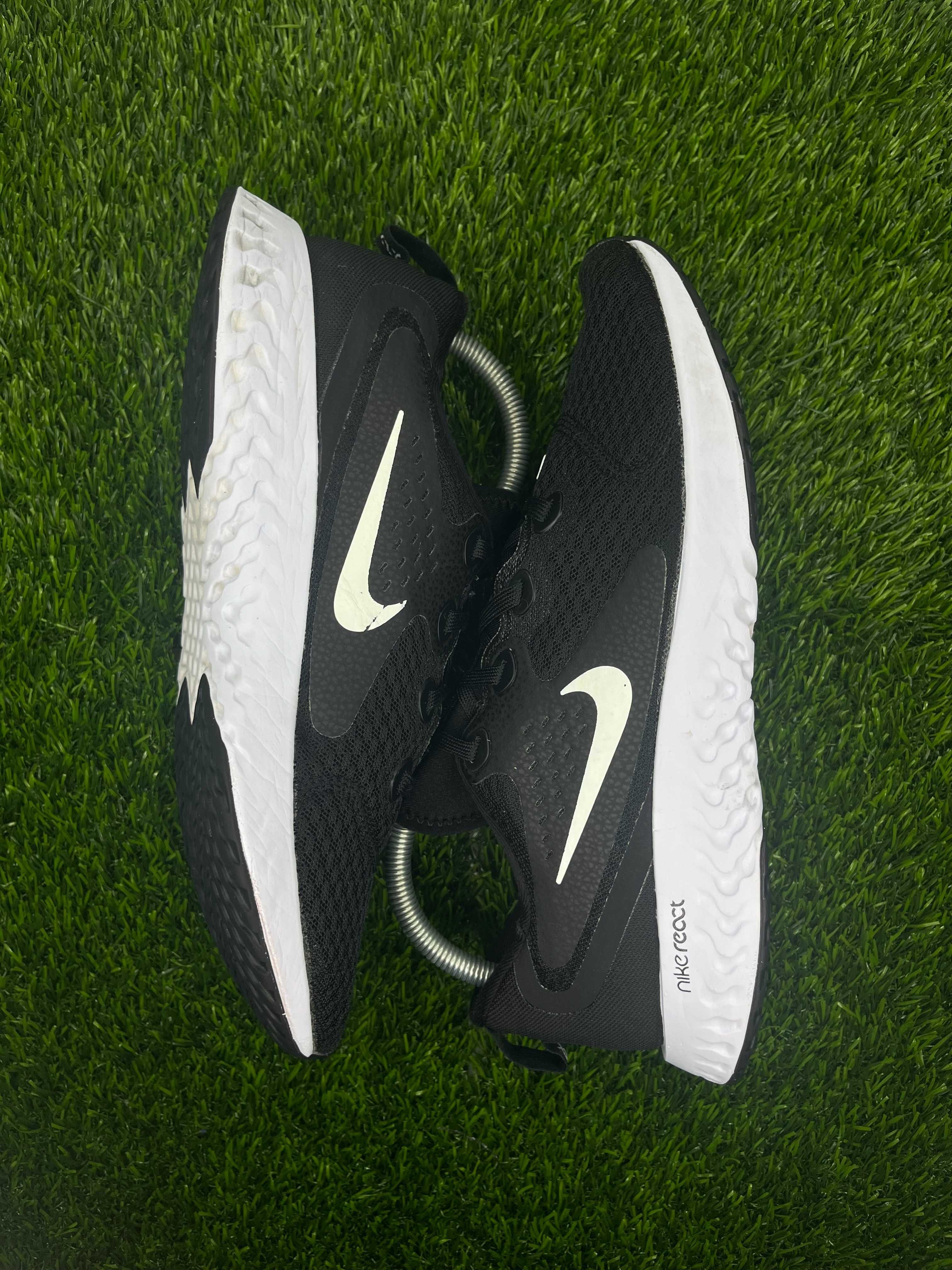 Nike Legend React Black Мъжки Маратонки