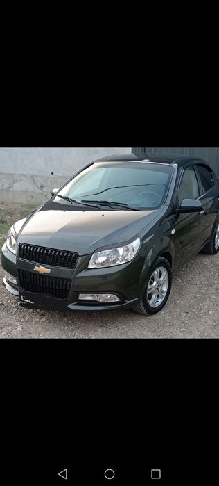 Машина сотилади.