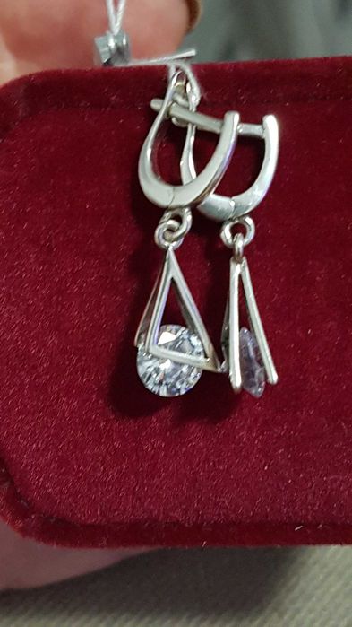 Сребърни обеци и к-ти.