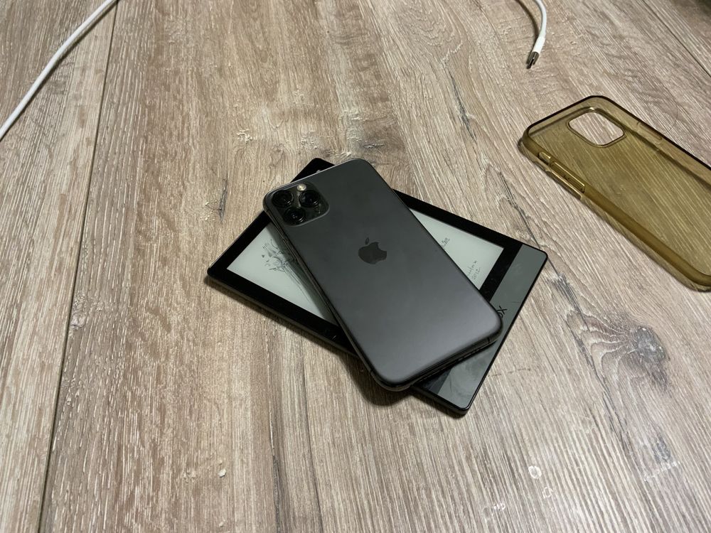 iPhone 11 Pro - 256 GB - Space Gray - обмена/торга нет