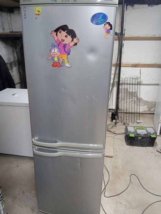 Продам холодильник