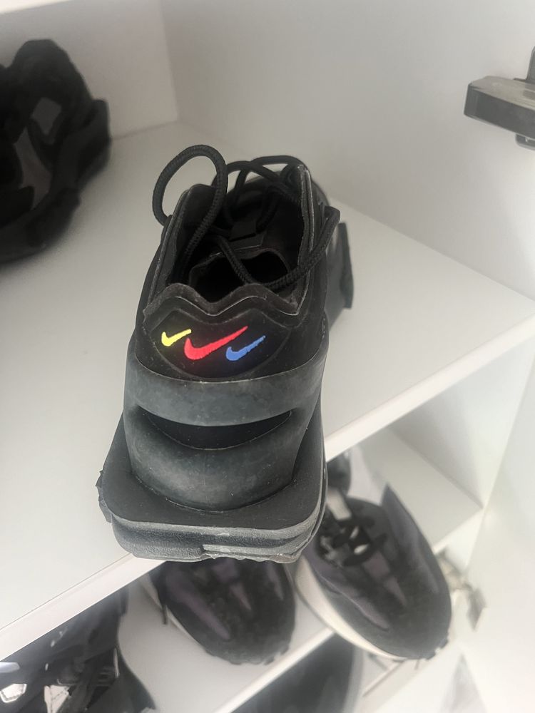 Vând adidași Nike damă