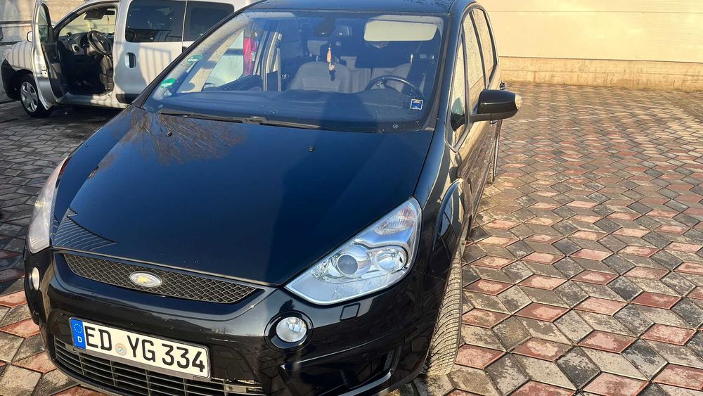 Se vinde FORD SMAX
