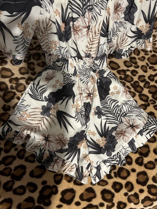 Salopeta pantalon scurt noua