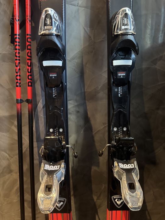 Детски ски, ски обувки и щеки Rossignol HERO