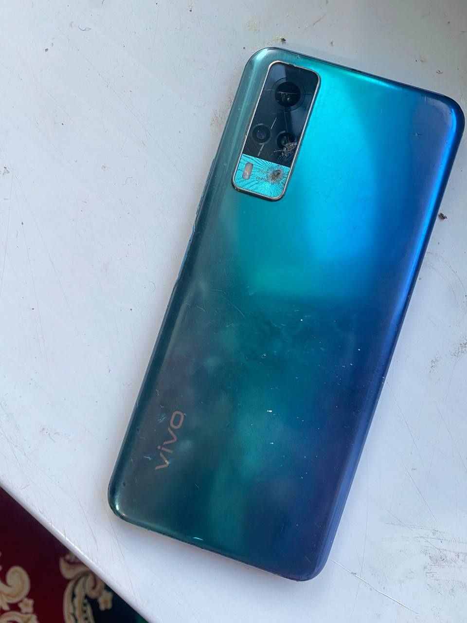 Vivo y31 xotira 128.5 iphone ga dap.
