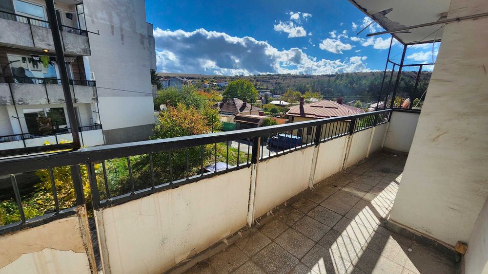 Двустаен апартамент за продажба в с. Горна Малина