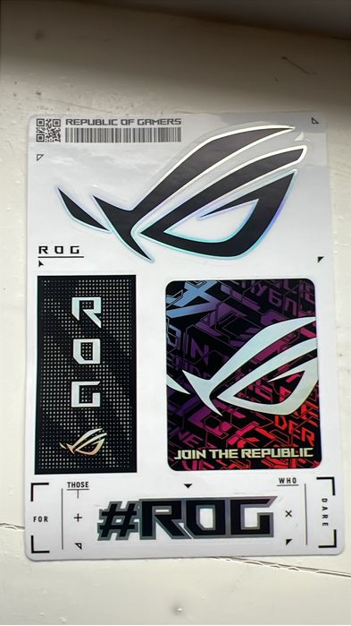 Наклейка от ASUS