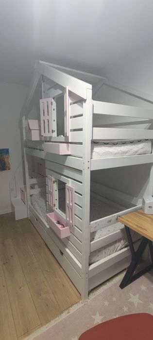 Продам двухъярусную кровать