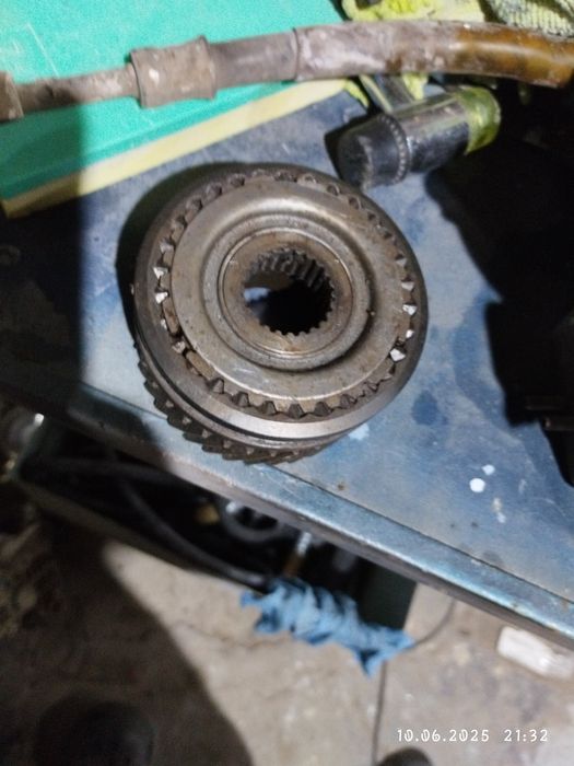 Продам запчасти на кпп митсубиси