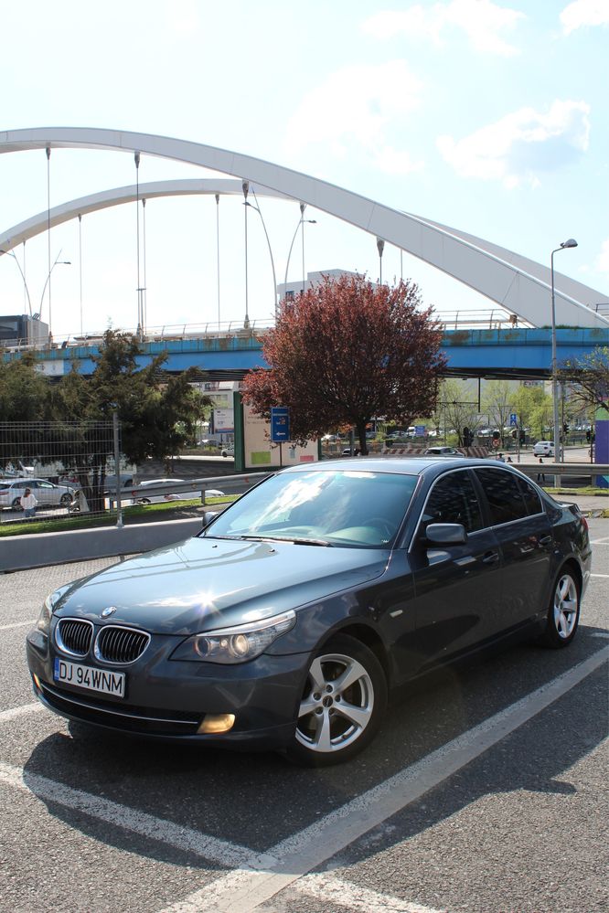 BMW Seria 5 LCI 523i 2.5 Benzina (190CP) 2009