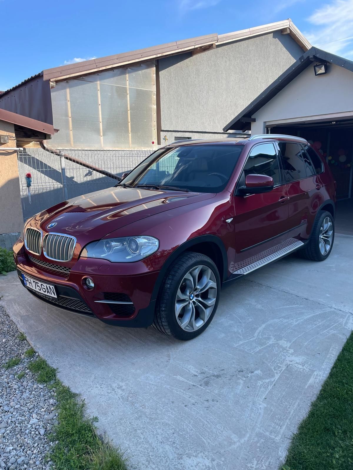 BMW x5 2011 2995cmc 306 cai