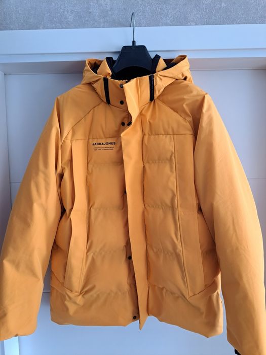 Намален! Зимно яке JACK& JONES XL