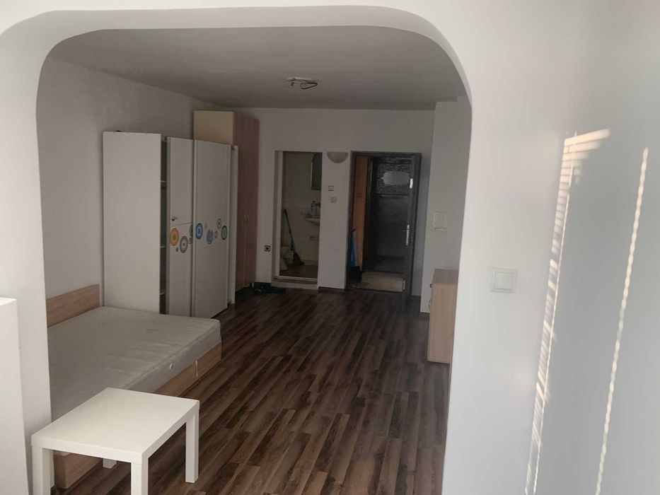 Дава се под наем Едностаен апартамент в Бургас, Възраждане - 40 кв.м за 125 € - Снимка #2