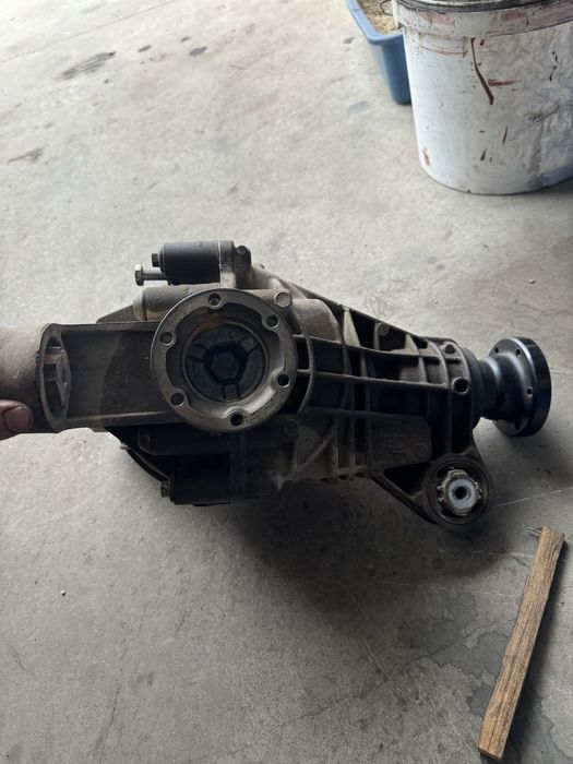 Заден диференциал VW Touareg 3.0TDI 2005г.