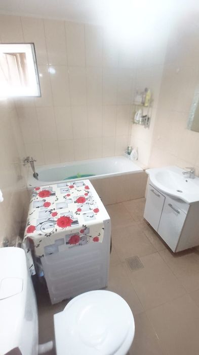 Casă în mijlocul naturii cu peisaj deosebit , c