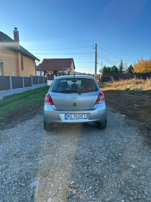 Toyota Yaris automata 1.3 benzina