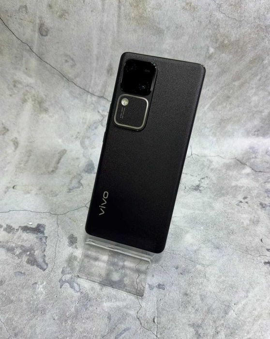 Vivo V30 (Шахтинск, 40 Лет Победы 60) Лот 797950